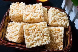 Cốm gạo, ký ức miền tuổi thơ của người xa xứ