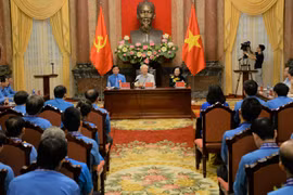 Tổng Bí thư, Chủ tịch nước gặp mặt các Chủ tịch Công đoàn tiêu biểu