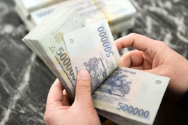 Lương tối thiểu vùng năm 2020 sẽ tăng thêm tối đa 240.000 đồng/tháng?