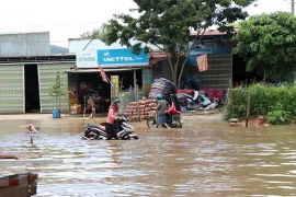 Kon Tum khắc phục tình trạng ngập cục bộ trên đường Hồ Chí Minh