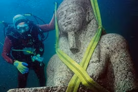 Phát hiện ngôi đền bí ẩn và kho báu chìm dưới đáy biển 1.200 năm