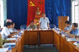 Lãnh đạo Ban Tuyên giáo Tỉnh ủy làm việc tại xã Đak Jơ Ta