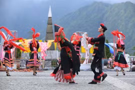 Show nghệ thuật"Vũ điệu trên mây"chính thức ra mắt khán giả trên đỉnh Fansipan