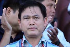 Ông Trần Anh Tú: 'Chỉ VPF và VFF là không đủ để thay đổi V-League'