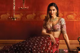 "Bỏng mắt" ngắm "biểu tượng sắc đẹp" Ấn Độ Deepika Padukone