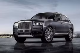 SUV siêu sang Rolls-Royce Cullinan có giá khởi điểm 7,4 tỉ đồng