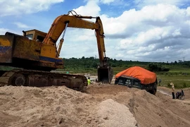 Sẽ thành lập 2 đoàn kiểm tra về khai thác tài nguyên trái phép