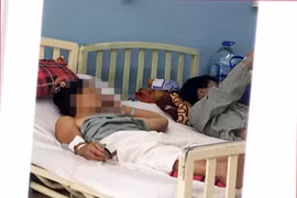 Bị người tình cắt phăng 'của quý' khi đang tắm