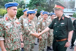 Bảy sỹ quan Việt Nam đi làm nhiệm vụ gìn giữ hòa bình LHQ
