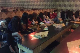 Truy tố đường dây "chăn dắt" tiếp viên karaoke đi bán dâm