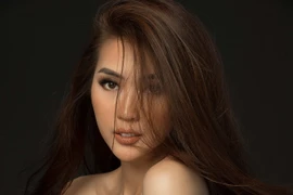 Tường Linh đẹp 'không góc chết' trong bộ ảnh chân dung