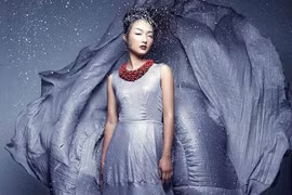 Vẻ đẹp hút mắt của mỹ nhân 20 tuổi tham gia The Face