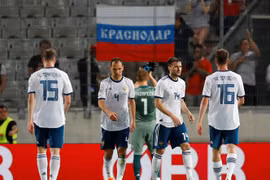 Chủ nhà World Cup 2018 tiếp tục gây thất vọng