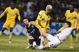 Tân HLV của Thanh Hóa trọng dụng thủ môn Bùi Tiến Dũng