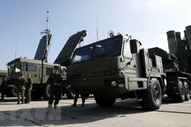 Nga tăng cường hệ thống tên lửa hiện đại nhất S-400 tại Crimea