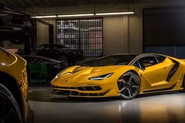 Lamborghini triệu hồi Centenario vì sai nhãn trọng lượng