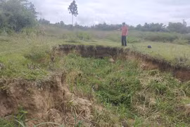 Tàn phá thiên nhiên và cái giá phải trả: Gây bức xúc từ đầu nguồn tới hạ du