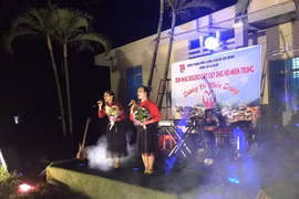 Chư Sê: Đêm nhạc gây quỹ ủng hộ đồng bào miền Trung