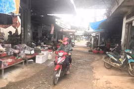 Ia Yok: Lấn vỉa hè, lòng lề đường để buôn bán