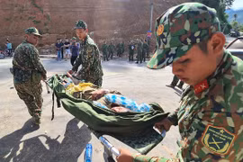 Sạt lở đất ở Trà Leng: Đau lòng quá bà con ơi!