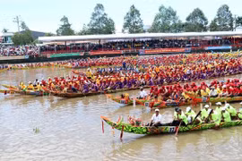 Đua ghe Ngo - nét văn hóa đặc sắc của đồng bào Khmer Nam Bộ