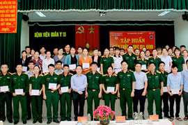 Tập huấn kiến thức y học gia đình và phòng-chống sốt rét cho cán bộ quân y