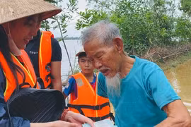 Thủ tướng chỉ đạo khẩn trương xây dựng Nghị định thay thế Nghị định 64 về quyên góp, hỗ trợ