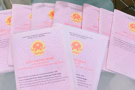 Ký hợp đồng mua bán nhà đất bao lâu thì phải sang tên Sổ đỏ?