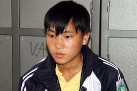 Đâm chết hàng xóm, nghi phạm 15 tuổi đối diện mức án nào?