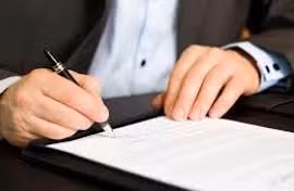 Phê chuẩn kết quả bầu cử bổ sung Phó Chủ tịch UBND thị xã Ayun Pa khóa XII (nhiệm kỳ 2016-2021)