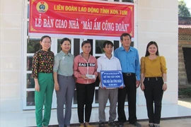 Kon Tum: Hỗ trợ nhà "Mái ấm công đoàn" cho đoàn viên dân tộc khó khăn