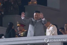 Thông điệp bất ngờ của ông Kim Jong-un tại lễ duyệt binh kỳ lạ