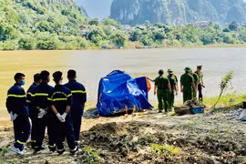 Danh tính 3 người tử vong trong ôtô 7 chỗ rơi xuống sông