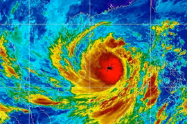 Kinh hoàng với trận cuồng phong !