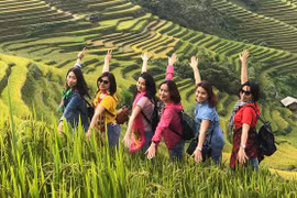 Kích cầu du lịch, tour nội địa tiếp tục giảm giá 'sốc'