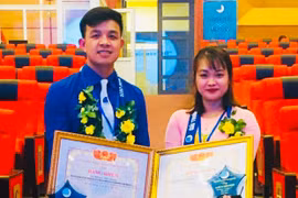 Gia Lai: 2 cán bộ Hội Liên hiệp Thanh niên Việt Nam nhận giải thưởng "15 tháng 10"