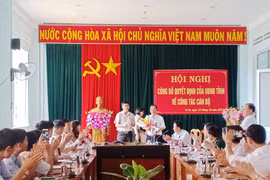 Ia Pa: Công bố quyết định của UBND tỉnh về công tác cán bộ