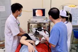 Hơn 300 người được nội soi và điều trị các bệnh đường tiêu hóa