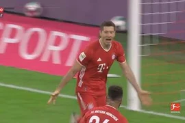 Video: Lewandowski ghi 4 bàn giúp 'Hùm xám' thắng nghẹt thở Hertha Berlin