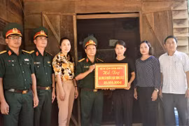 Quân khu 5 hỗ trợ 20 triệu đồng cho gia đình nạn nhân ở Chư Prông bị lũ cuốn tử vong