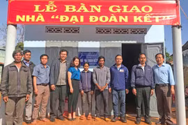 Mang Yang chăm lo đời sống người nghèo