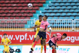 HLV Thành Công chỉ ra cách khắc chế hàng công HAGL