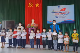 Gia Lai: Chương trình "Biên giới, biển đảo trong tim tôi" tại xã Ia Púch