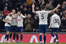 Kết quả Ngoại hạng Anh, Tottenham 5-0 Everton: Hồi chuông báo động cho HLV Lampard