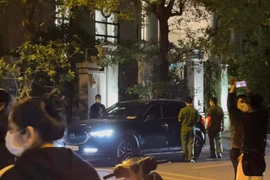 Công an khám xét trụ sở công ty và nhà riêng Chủ tịch FLC Trịnh Văn Quyết