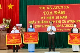 Thị xã Ayun Pa tọa đàm kỷ niệm 15 năm ngày thành lập