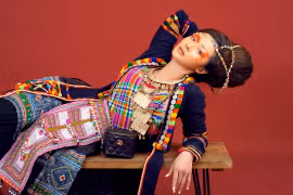 Không cần đứng giữa núi rừng, Huyền Thạch vẫn ôm trọn Tây Bắc với visual cực đỉnh