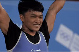 Ngô Sơn Đỉnh xuất sắc giành HCV Olympic trẻ 2018