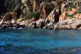 Khám phá vẻ đẹp hoang sơ của vịnh Vĩnh Hy - Ninh Thuận