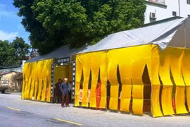 Người phụ nữ tử vong bất thường ở nhà, cơ thể có nhiều vết thương